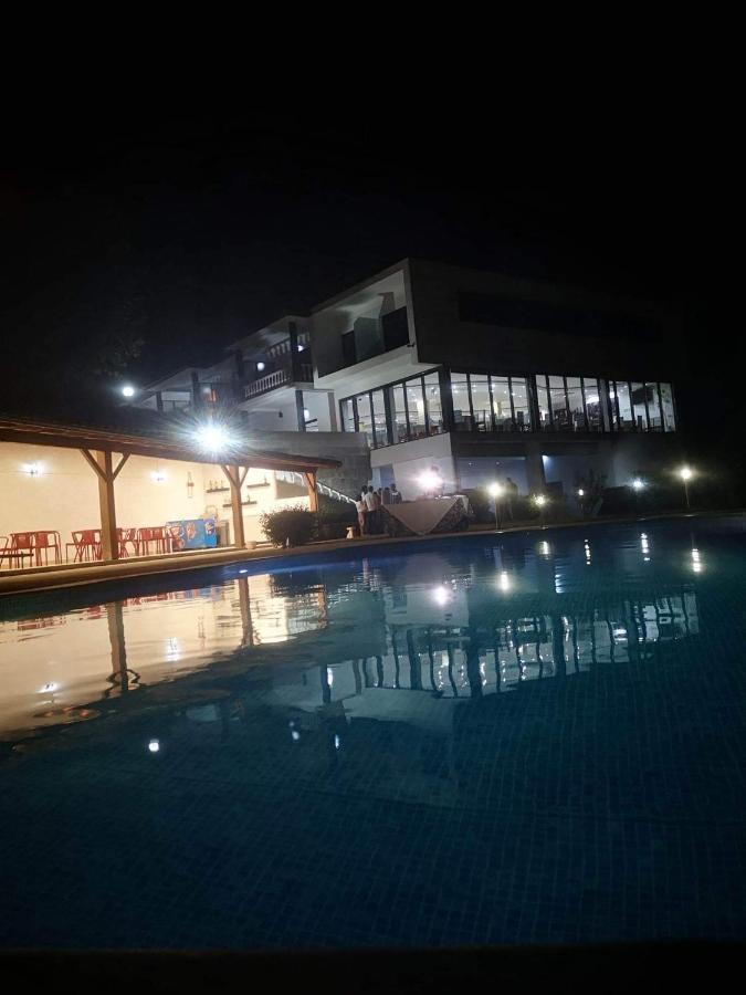 Farm stay Restaurante Residencial Pizzaria S. Estevao