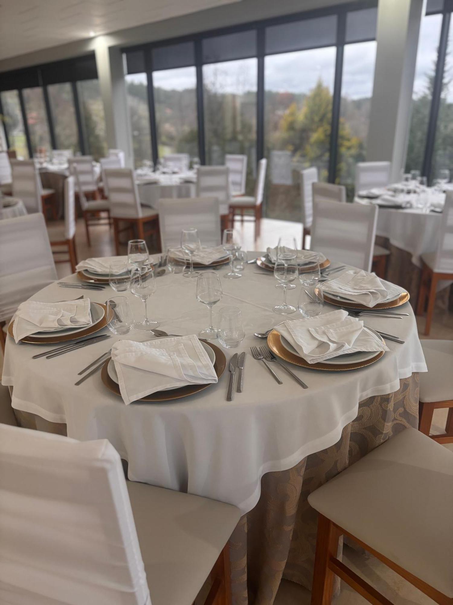 Restaurante Residencial Pizzaria S. Estevao Farm stay Aguiar da Beira